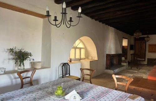 idhra Villa | Oikonomou Mansion