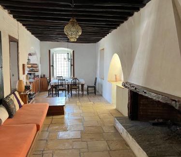 idhra Villa | Oikonomou Mansion