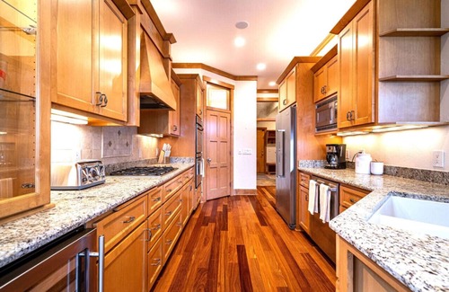 Okauchee House | Okauchee Lake Home: 4BR/4BA | Hot Tub | Central to town and wedding venues