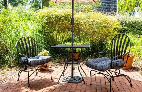St. Michaels Hotel | Old Brick Inn