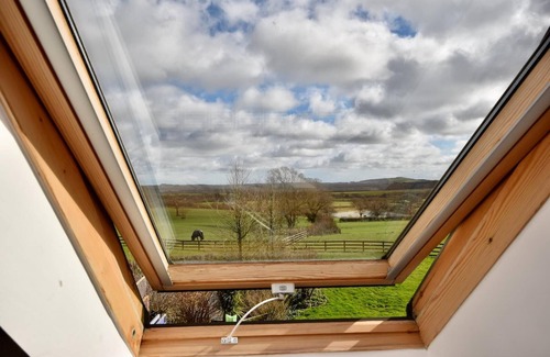 Ryde Apartment | Old Byre Little Upton Farm