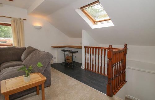 Wolverley Apartment | Old Forge Apartment