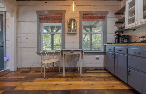 Sullivan House | Old Maine style w/modern amenities - dog friendly