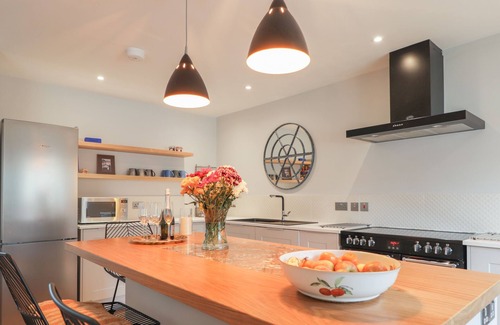 Marybank House | OLD MANSE, family friendly, character holiday cottage in Muir Of Ord