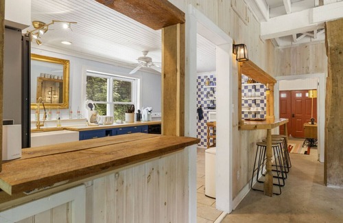 Bakersville House | Old Masters' Mill: Storied History on Cane Creek