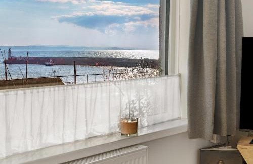 Newlyn House | Old Quay