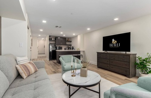 South Scottsdale Apartment | Old Town Studio Gym Biz Center Walk 2 Everything