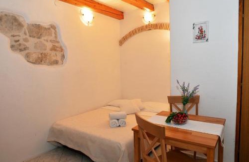 Vrsar Apartment | Old Town Vrsar, apartments Danica & Zoran