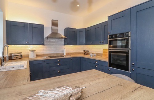 Allithwaite House | OLD WATERMILL, pet friendly, with open fire in Cartmel