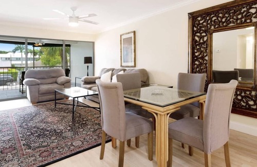 Old Naples Condo | Olde Naples Estates