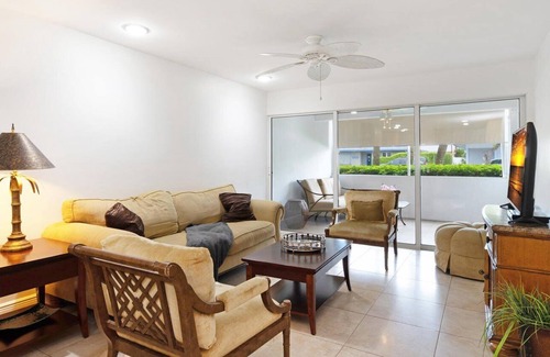 Old Naples Condo | Olde Naples Estates