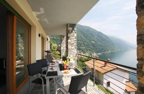 Argegno Apartment | Oleandri Dream