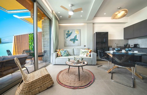 Heraklion Apartment | Oleas Suite Venus & Private Pool