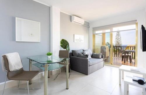 Nikki Beach Apartment | OleHolidays 741 Romana Playa vistas al mar
