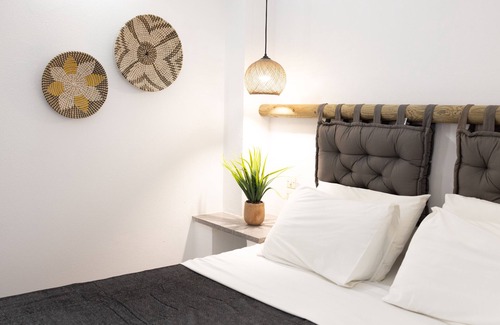 Gournai Bed & Breakfast | OLGA STUDIOS