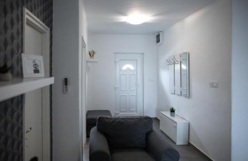 Fonyod Apartment | Olivér 22 Apartman