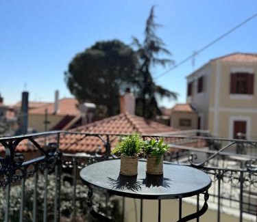 Old Town Apartment | Olive House in Old Town Xanthi 2BR - Meno Homes 7