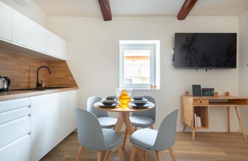 La Destrousse Apartment | Olivier * Cosy * Linge hôtelier * Fibre * Calme