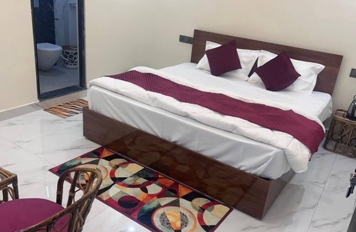 Rishikesh Hotel | Om Namami