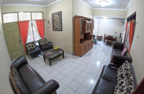 Tegalrejo House | Omah Tegalrejo Family Only