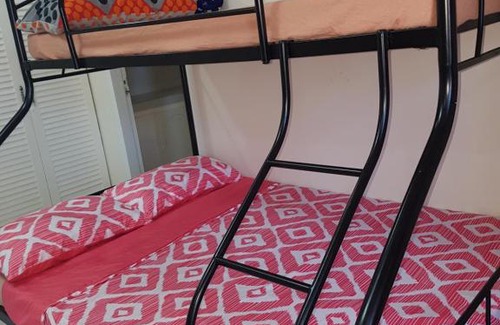 Samal House | OMG Guesthouse room for 7