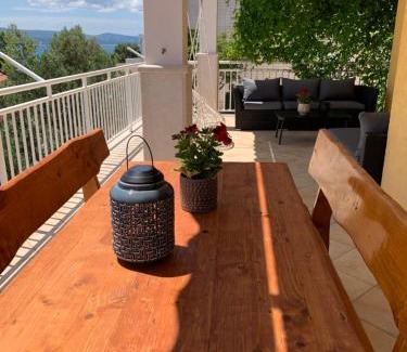 Marusici Apartment | Omiš Relaxing Sea Lounge