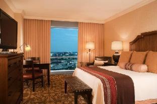 Downtown Fort Worth Hotel | Omni Fort Worth Hotel