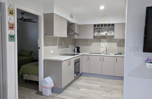 Mollymook Beach House | On Beach 2bdrm VIEWS and LOCATION
