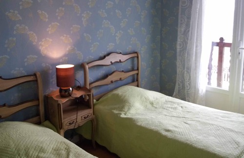 Saint-Michel House | On the heights of the Basque Country, enjoy the panorama and Camino Frances.