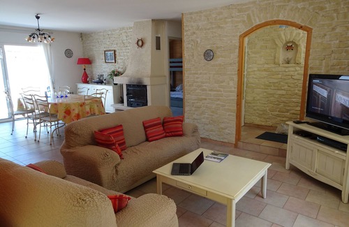 Sainte-Marie-de-Re Villa | On the Ile de Ré, charming double Villa comfortably furnished & secure pool