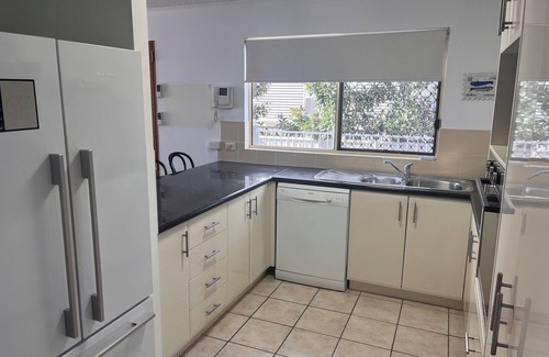 Maroochydore Apartment | On The River Apartments