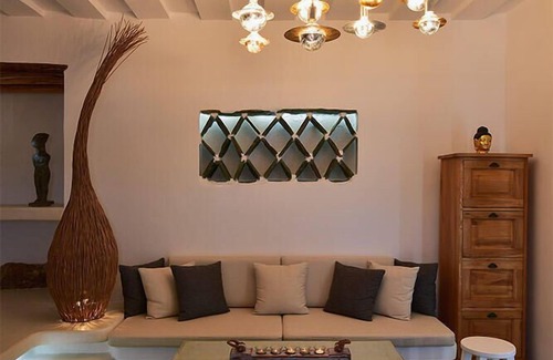 Karavostasis House | Onar Suites & Villas