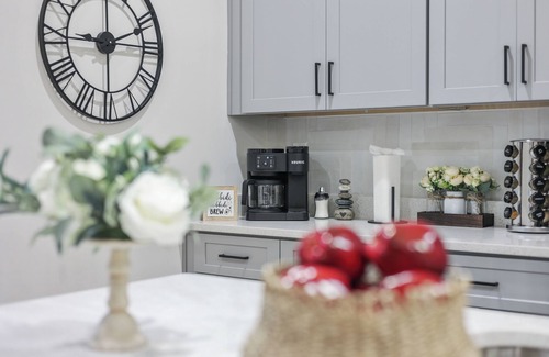 Atlanta Apartment | Once Upon A Gem