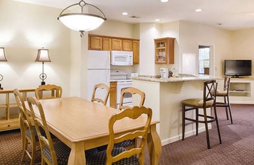 Williamsburg Resort | One Bedrom Condo at Club Wyndham Governor’s Green