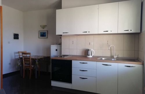 Kobas Apartment | One bedroom apartment with terrace and sea view Cove Saplunara, Mljet (A-4896-b)