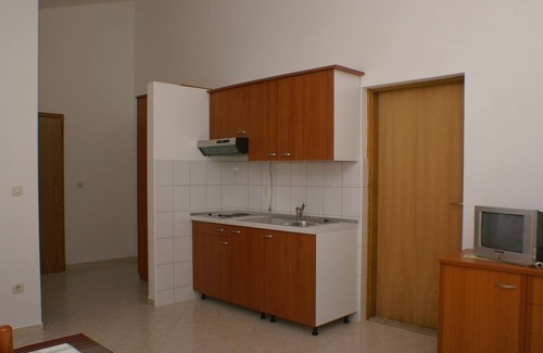 Bratus Apartment | One bedroom apartment with terrace and sea view Bratuš, Makarska (A-2627-a)