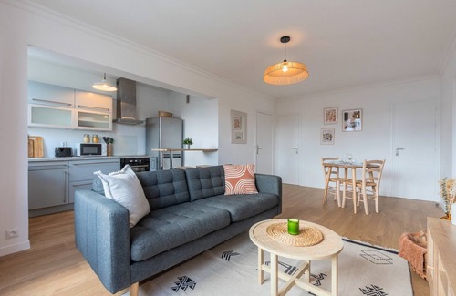 Tourcoing Apartment | One bedroom apartment with balcony, city center