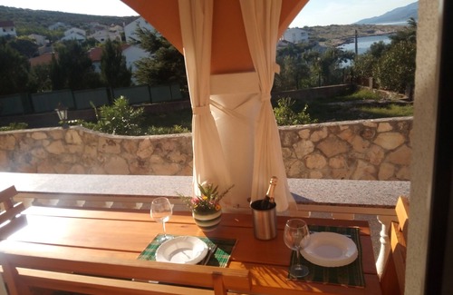 Vinjerac Apartment | One bedroom apartment with balcony Vinjerac, Zadar (A-5824-d)