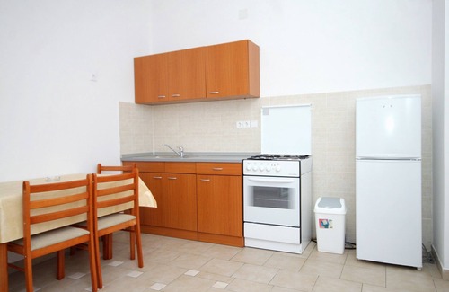 Kustici Apartment | One bedroom apartment near beach Kustići, Pag (A-6376-g)