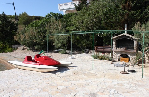 Kustici Apartment | One bedroom apartment near beach Kustići, Pag (A-6376-g)