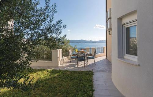 Komarna Apartment | One-Bedroom Apartment In Komarna