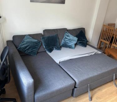 Chaucer Apartment | one bedroom apartment in Tower Bridge road