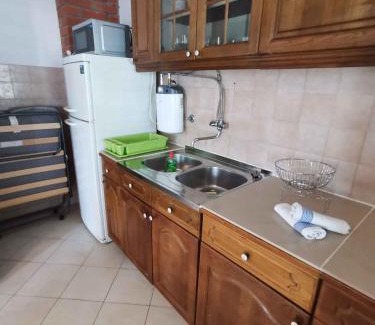 Vinisce Apartment | One-Bedroom Apartment in Vinisce I