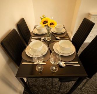 Lowestoft Apartment | One Bedroom Apartment Near The Beach in Lowestoft by Eason Stays, Ideal For Weekend Getaways & Business Travellers - with Free parking!