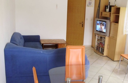 Putnikovic Apartment | One bedroom apartment near beach Kabli, Pelješac (A-12475-a)