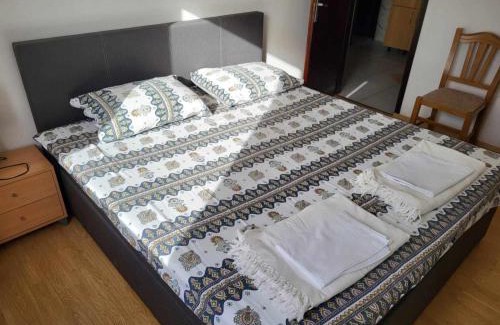 Jezera Apartment | One bedroom apartment on the beach Zaratic Jezera