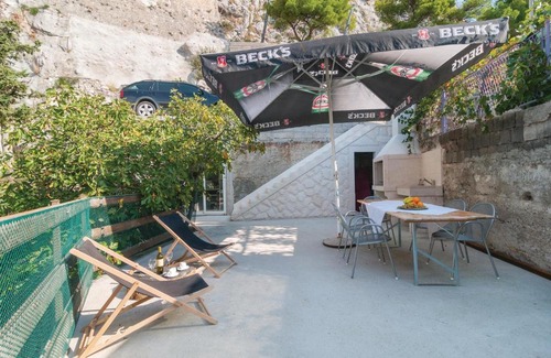 Omis Apartment | One-Bedroom Apartment Vangrad 01