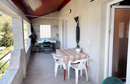 Molat Apartment | One bedroom apartment with terrace and sea view Brgulje, Molat (A-6250-a)