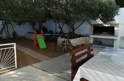 Zivogosce Apartment | One bedroom apartment with terrace and sea view Živogošće - Mala Duba, Makarska (A-18626-c)
