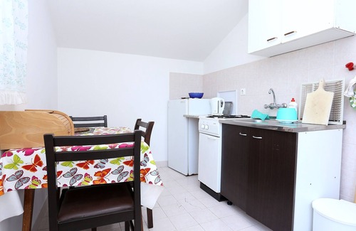 Drace Apartment | One bedroom apartment with balcony and sea view Drače, Pelješac (A-10211-b)
